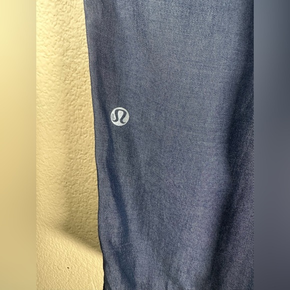 Lululemon Athletica Blue Post Power Crop with High-Rise Waistband - Picture 13 of 16